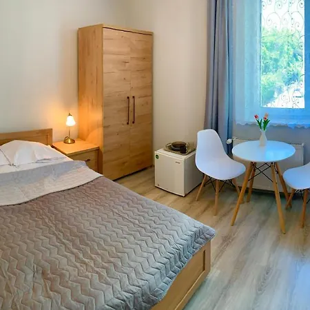 Portowa 35 Homestay Kolobrzeg