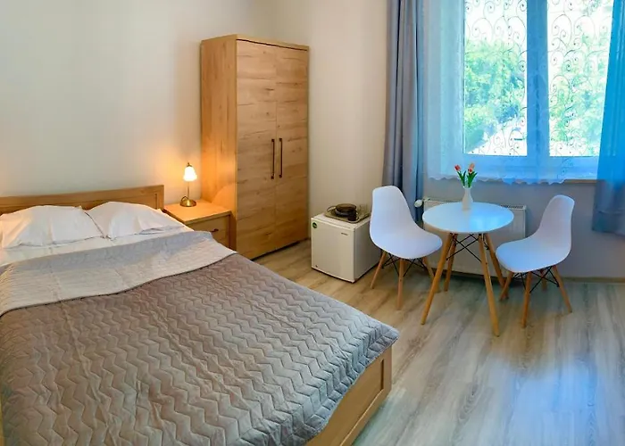 Portowa 35 Homestay Kolobrzeg